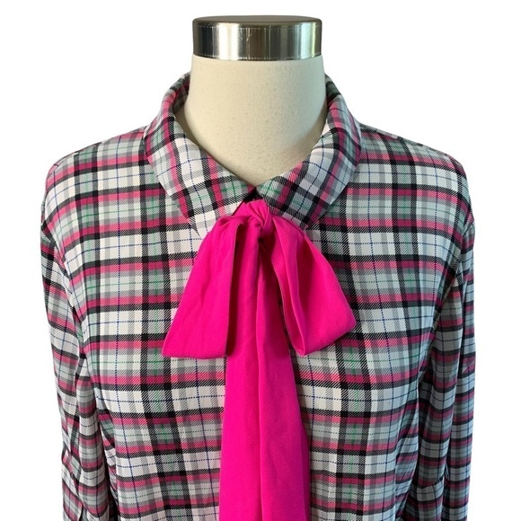 Riley & Rae Lavallière Bow Blended Legacy Pink Plaid Button Up Blouse Large - Picture 8 of 11